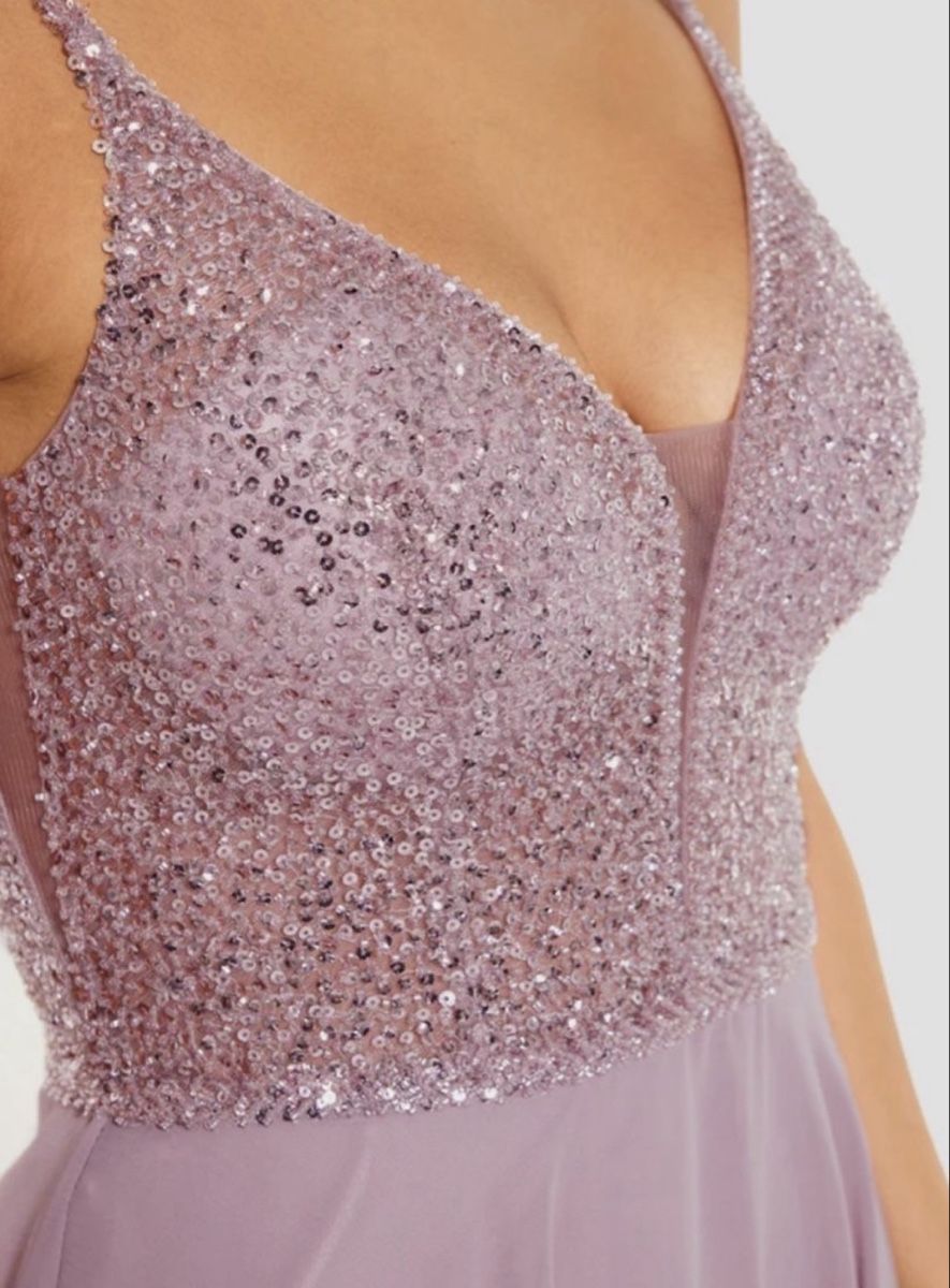 Kleider: Kleid, Grösse 38 – Gebraucht aus Pieterlen von l.pro6 3
