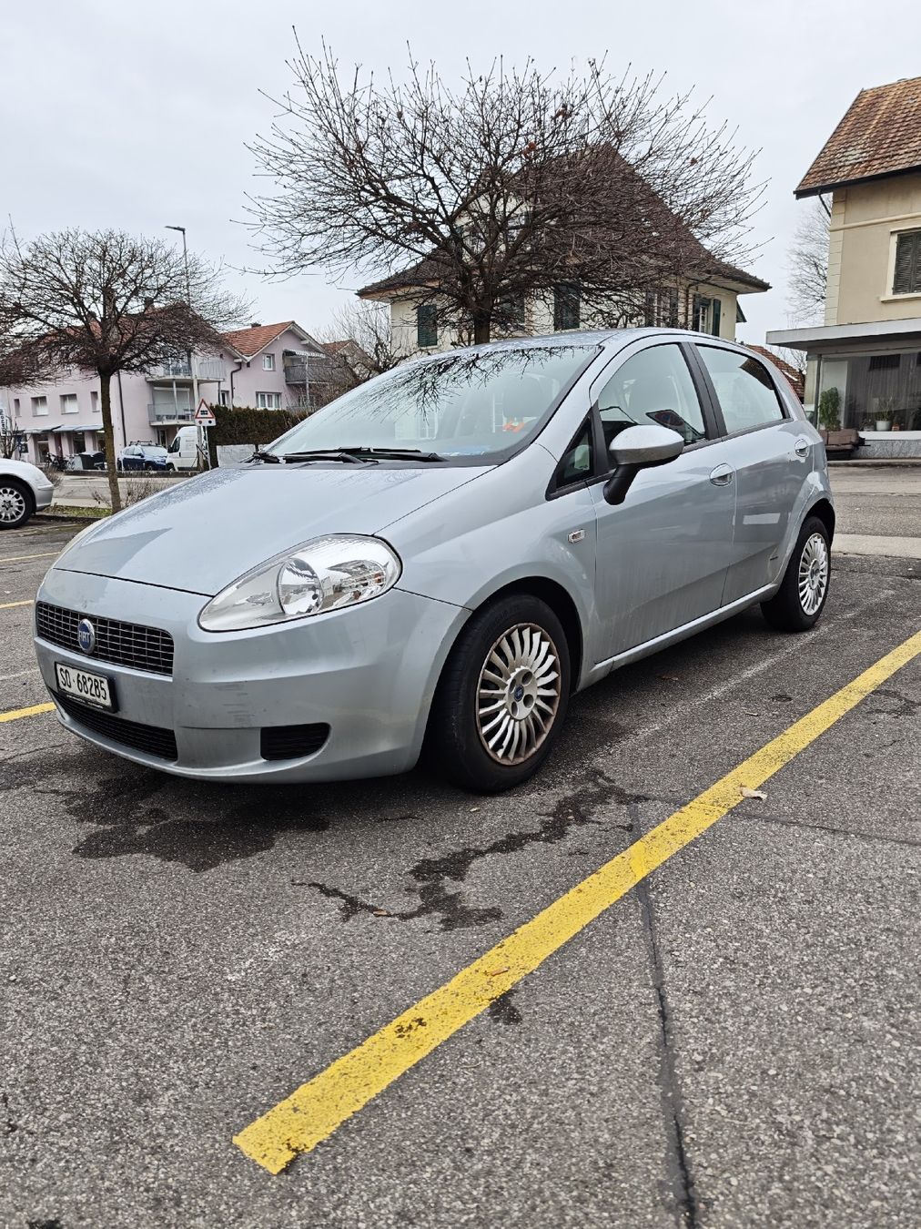 Fiat Autos: Fiat Punto 1.4 8V ab 1fr.- – D'occasion à Derendingen par Mehmeto