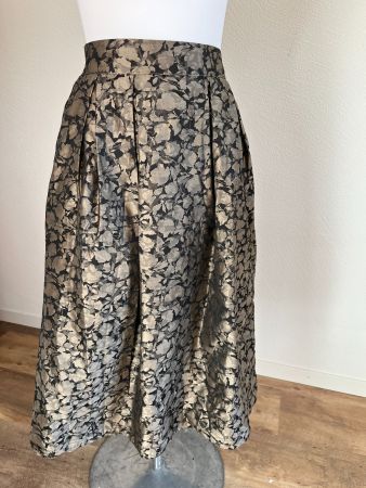 Hübscher Rock mit dehnbarem Bund, Gr. S/M, NEU, NP 69.-