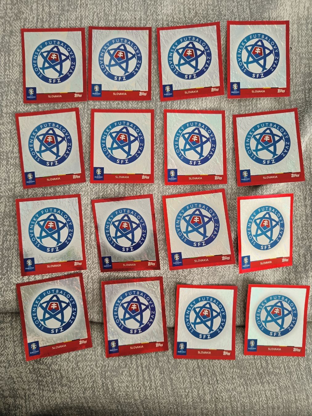Topps Carte collezionabili: Topps EM 24 Bilder Slowakei 16x Wappen – Usato da Rorschach venduto da Laboumedeluxe
