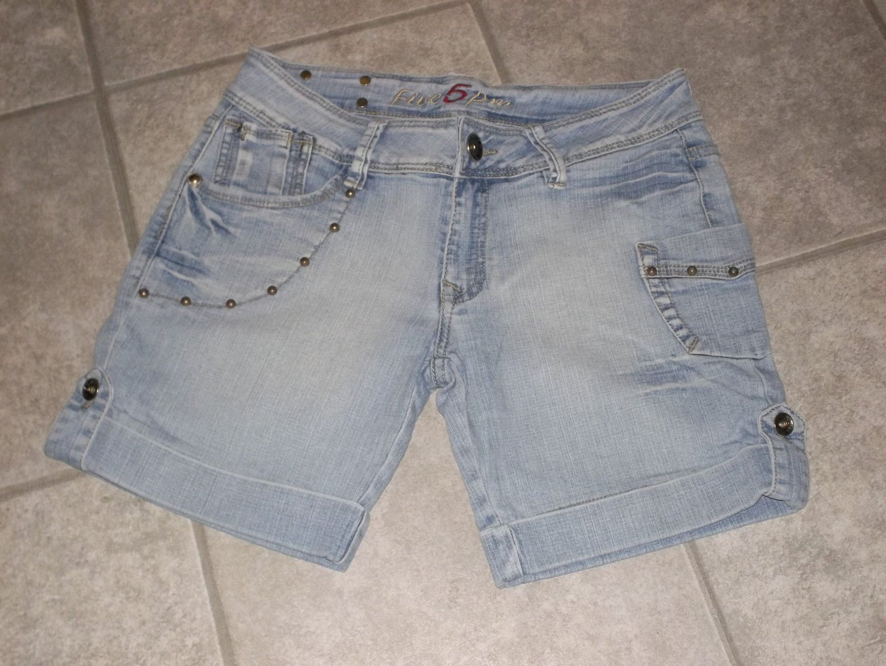Jeans: 3 paar kurze Damen Jeans Grösse L – Usato da Kaltbrunn venduto da Cindy99 3