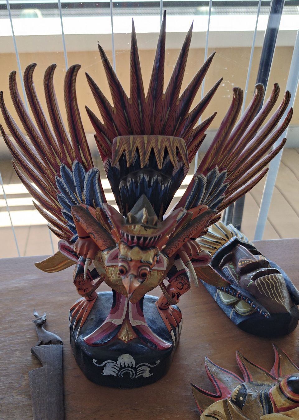 Internationale Kunst: verschiedene Masken Afrika / Asien – Gebraucht aus Allschwil von Swisstoybox 1
