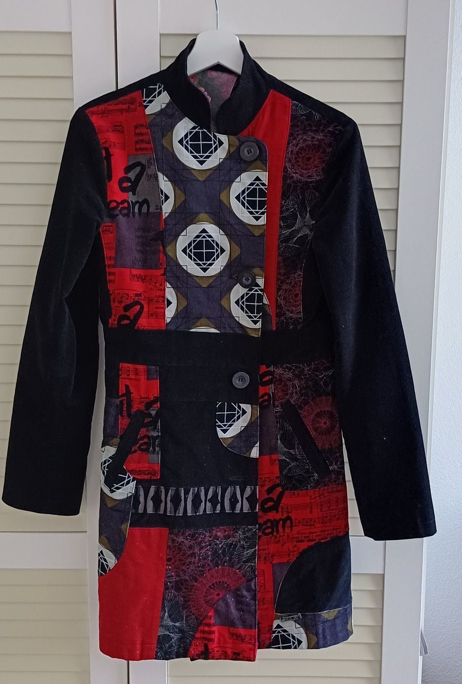 Desigual Mäntel: Schicker Desigual Mantel, Grösse 38 – Neu (gemäss Beschreibung) aus Alpnach Dorf von jkp_k62jg 1