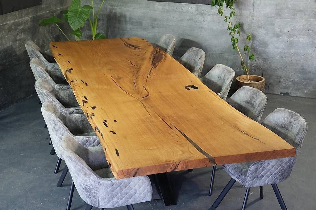 Tavoli: Wunderschöner Esstisch aus 1 Stück Eiche – Usato da Walchwil venduto da Swissdesign_Haag 8