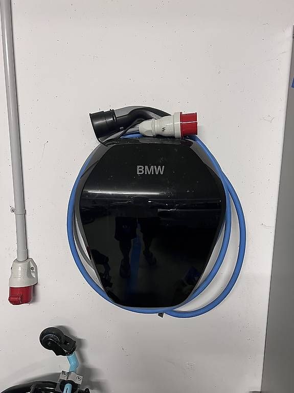 Batterie-Ladegeräte: BMW Wallbox – Gebraucht aus Lachen SZ von tim_vr8v