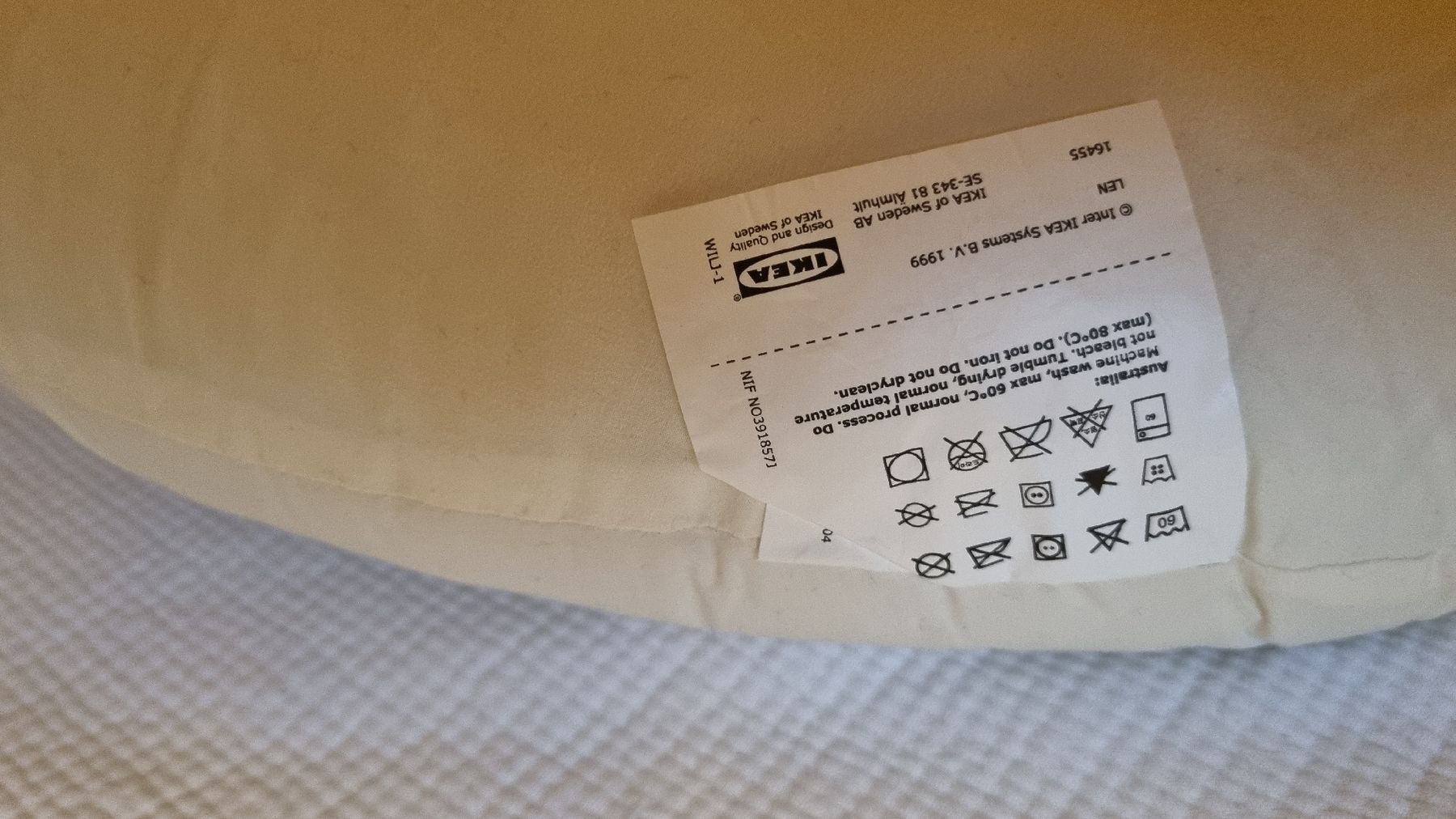 Ikea Coussins: Coussin d'allaitement – D'occasion à Ferpicloz par Clicli014 3