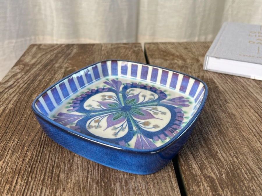 Royal Copenhagen Piatti di portata: Royal Copenhagen Tenera Dish – Marianne Johnson 1960s – Usato da Oberägeri venduto da Theonose74