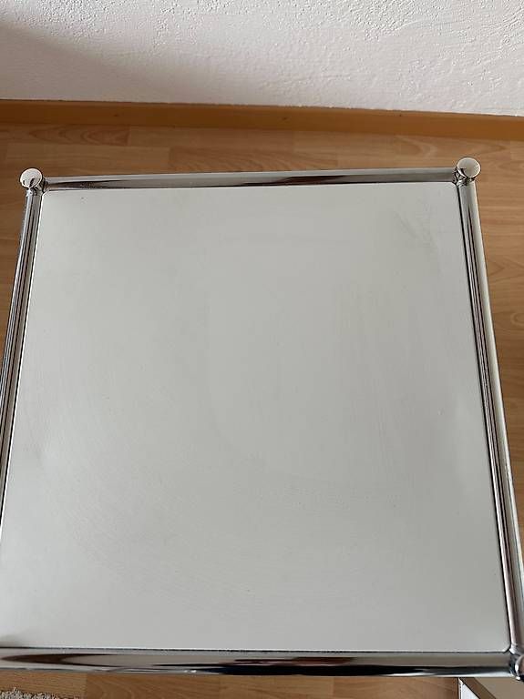 Banconi: Tchibo CN3 Metall-Rollcontainer mit Klappe Weiss – Usato da Stäfa venduto da Whithy 2