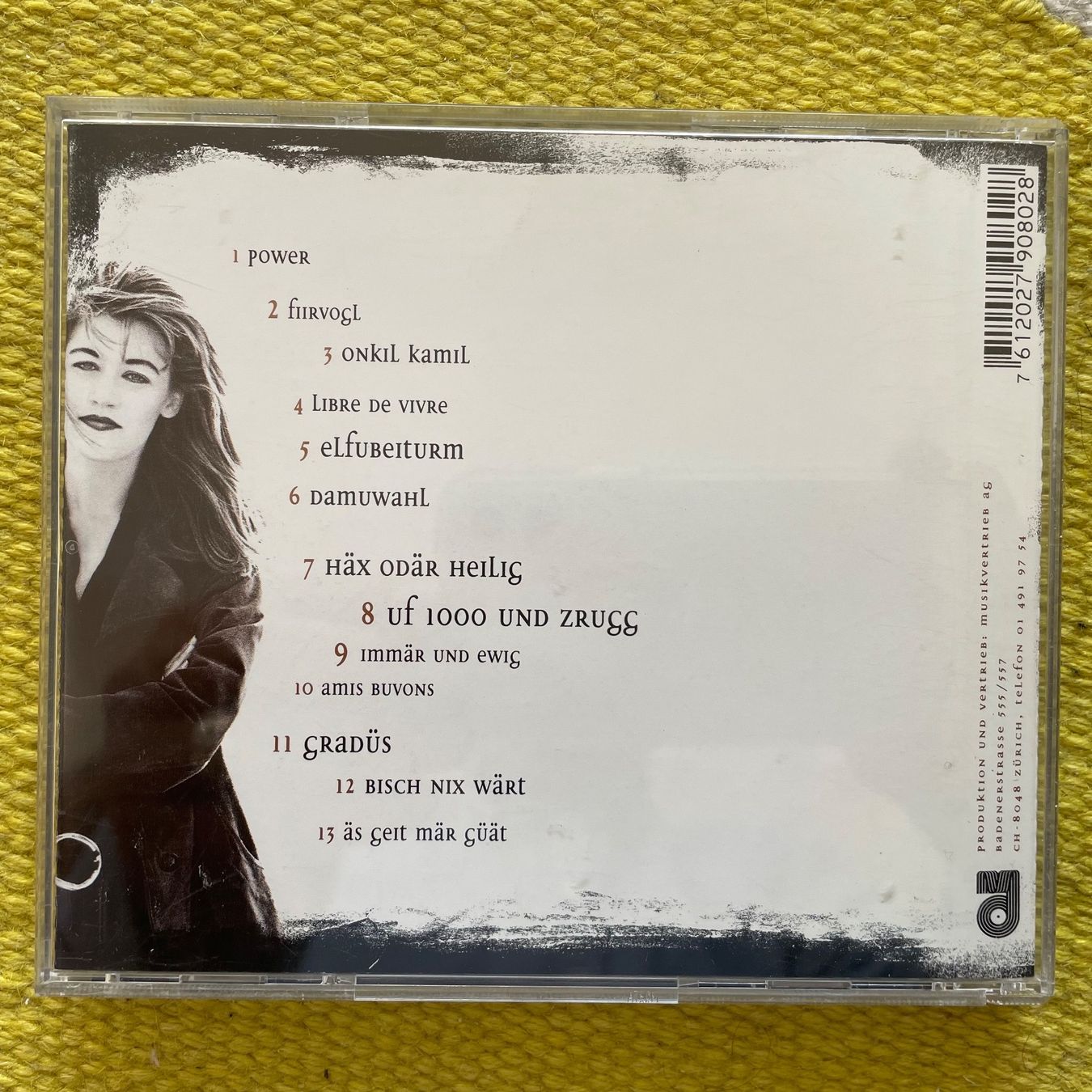 CD: SINA-MIT UNTERSCHRIFT HÄX ODER HEILIG – Usato da Rorschacherberg venduto da CD-Roli 1