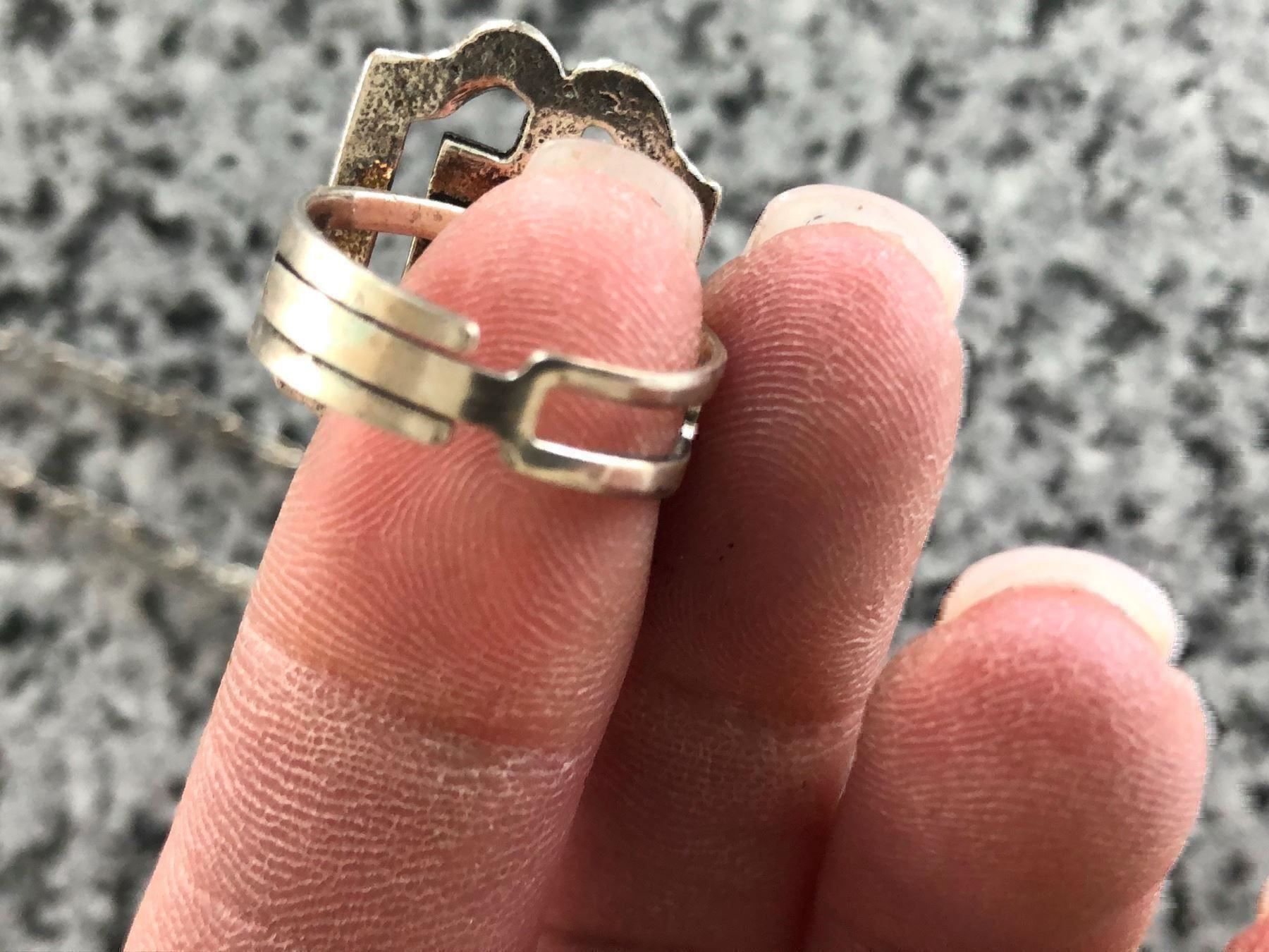 Catenine: DUO HALSKETTE MIT RING,VERSPIELT – Usato da Meggen venduto da Meggeni 2