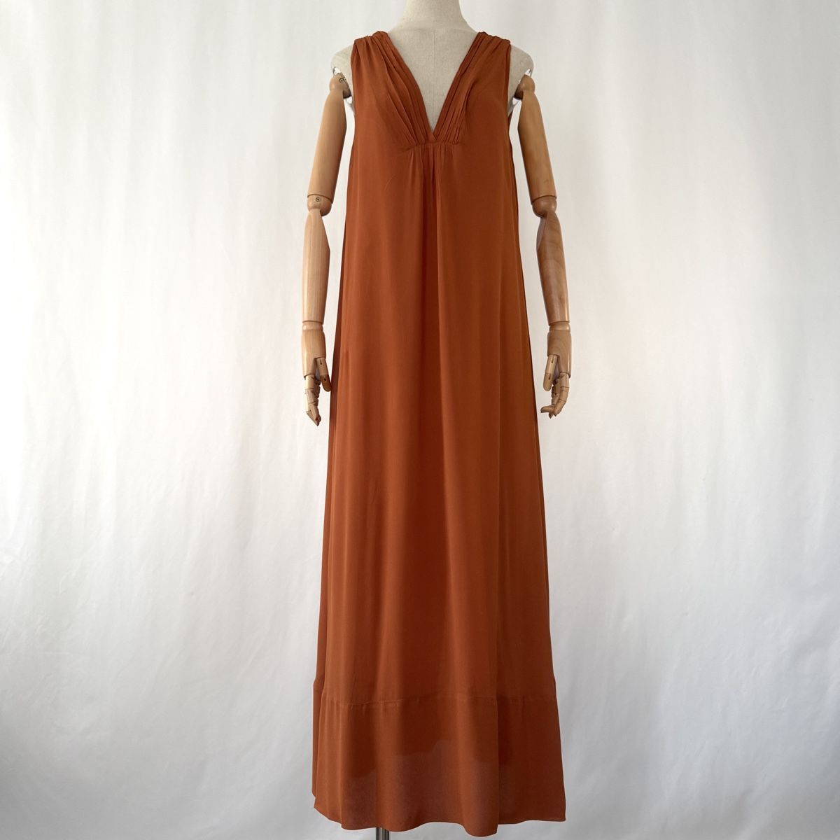 Vestiti: POMANDERE Terracotta Maxi Dress – Nuovo (secondo la descrizione) da Emmen venduto da Colette-Juliette