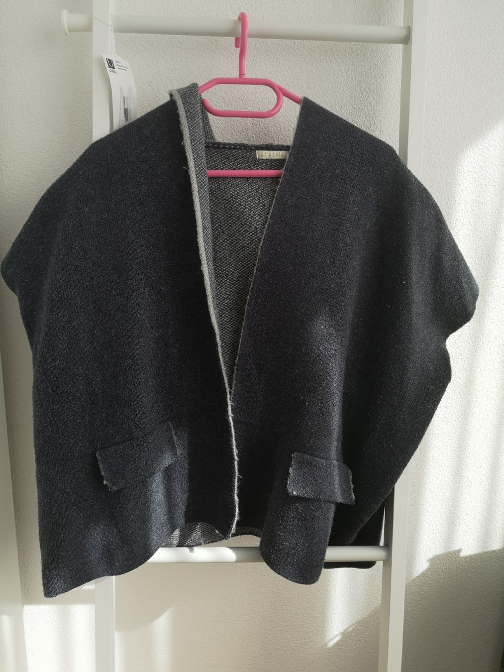 Altro in Moda donna: Lili + Lala Poncho – Usato da Mellingen venduto da Goldenspoon