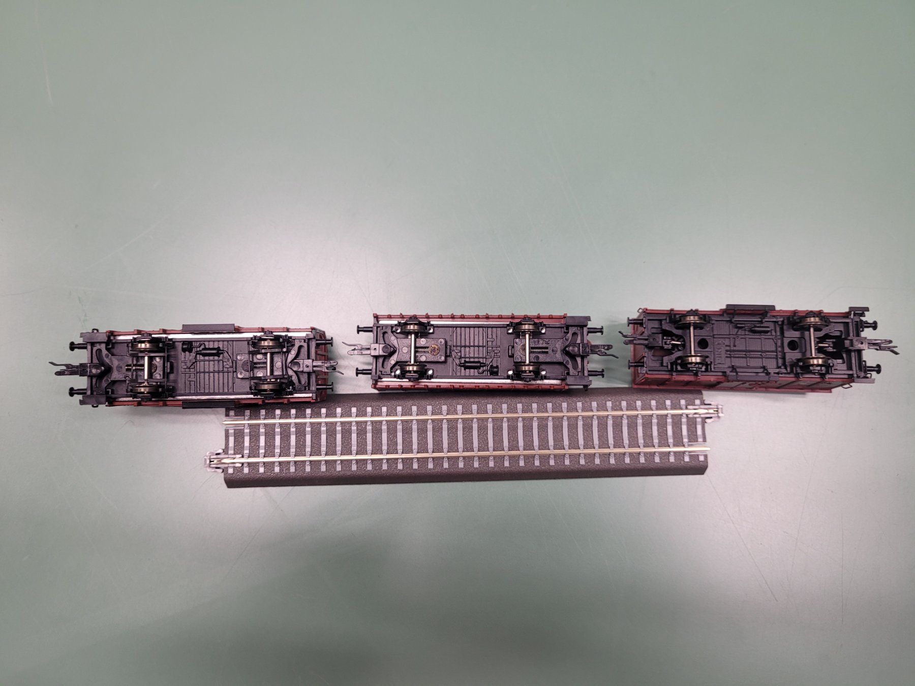 Modellini di ferrovie: Set von drei Wagons, TT – Usato da Perlen venduto da AhvidEvG 1