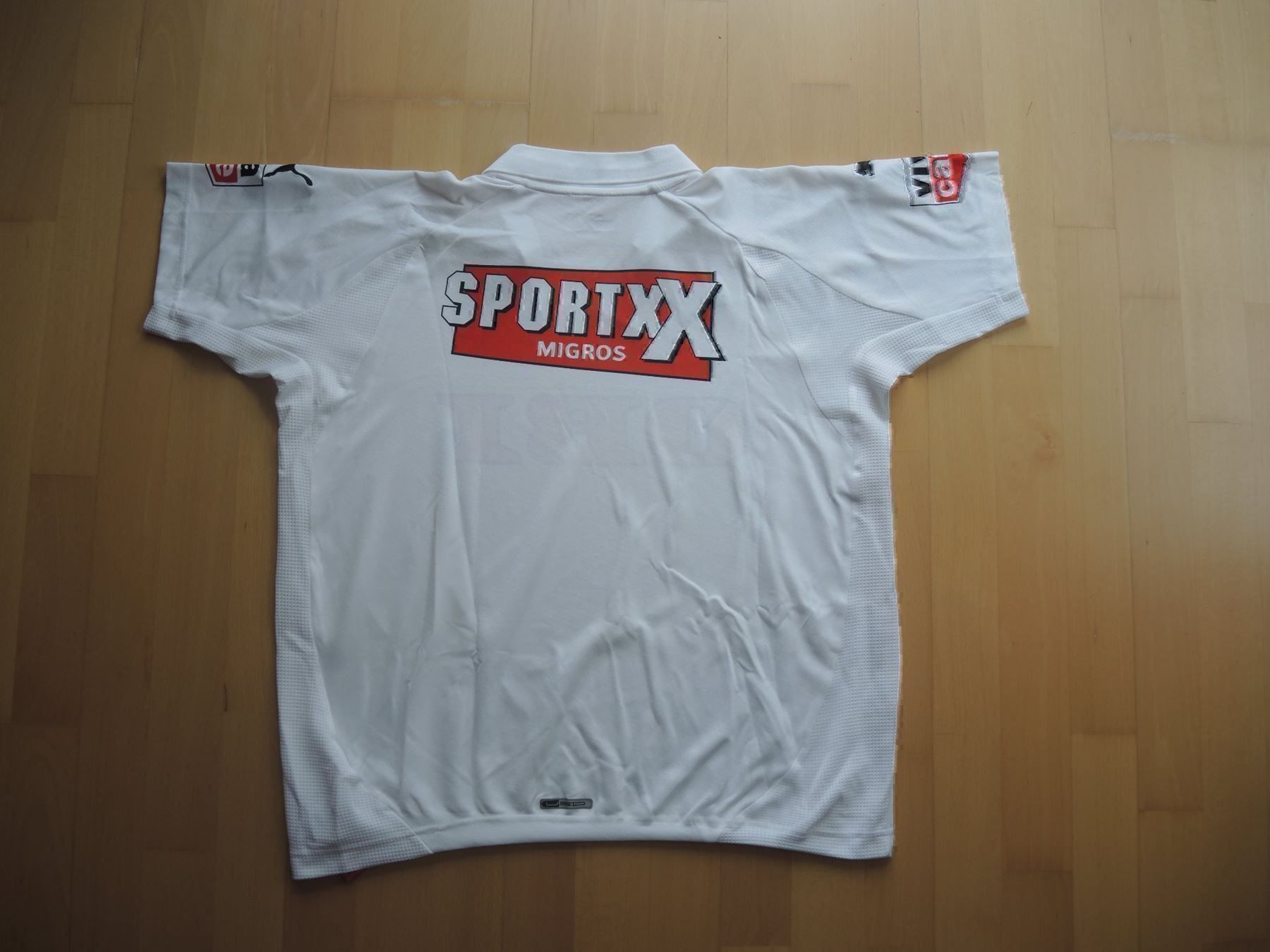 Young Boys Canottiere & Pantaloni: YB Trikot Grösse 152 – Nuovo (secondo la descrizione) da Biberist venduto da Devision01 1