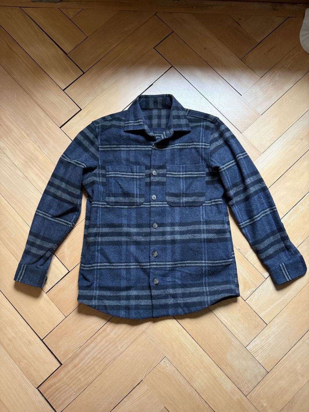 Zara Giacche: ZARA - Jacke dunkelblau-grau kariert L – Usato da Zürich venduto da Diazaio