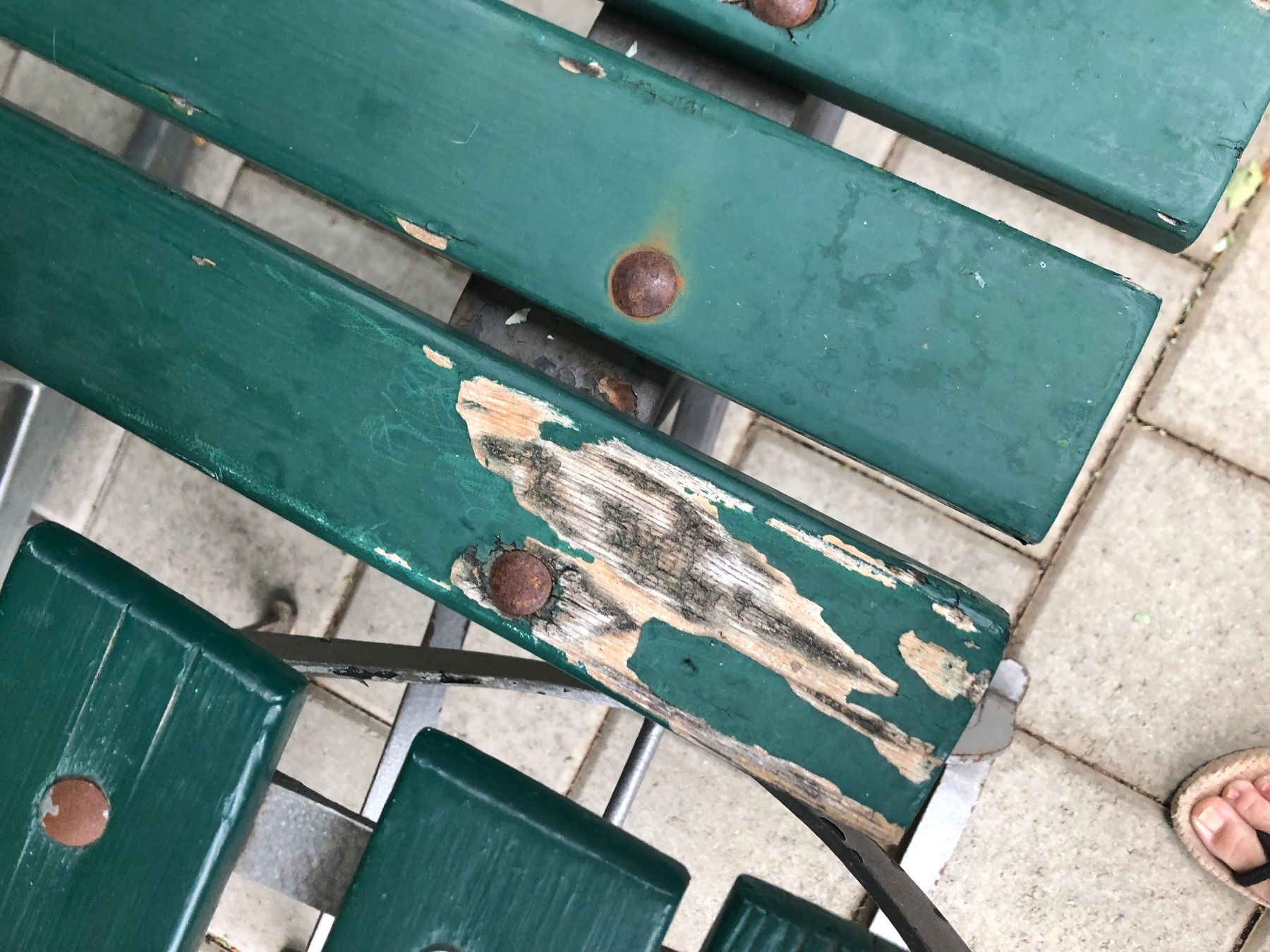 Set di tavolo e panche: Die etwas anderen Garten oder Balkonmöbel – Usato da Seuzach venduto da Monika112 6
