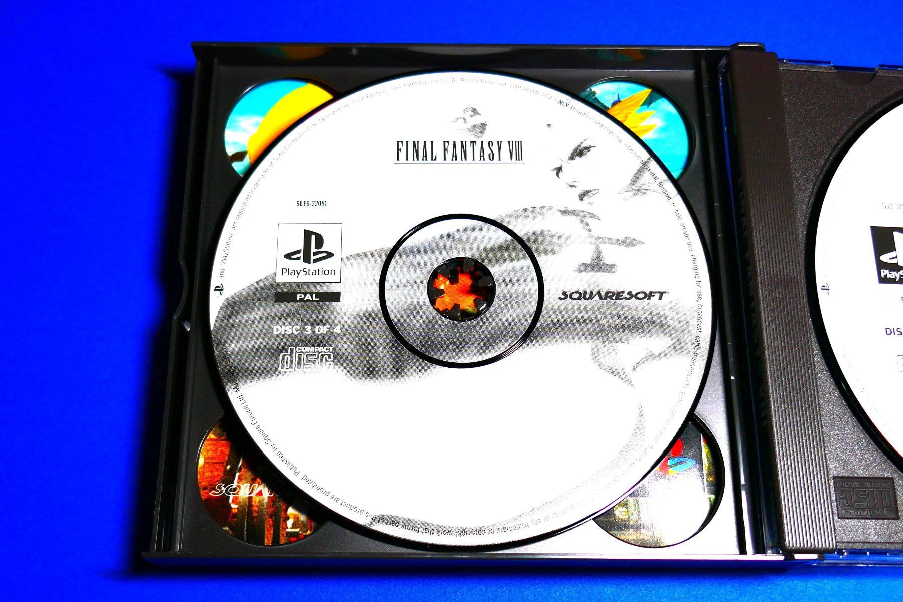 Sony Giochi: Final Fantasy VIII - Sony PlayStation 1 – Usato da Vuarrens venduto da Espace-Retro 4