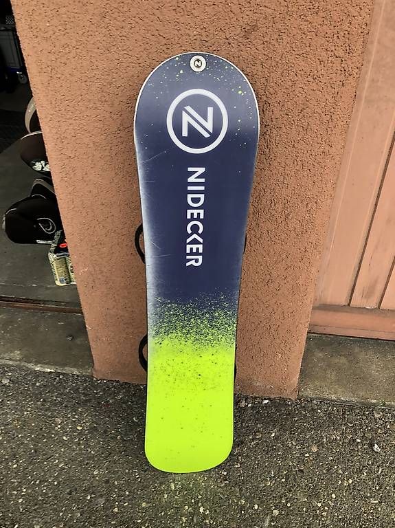Board: Niedecker Snowboard 110cm inkl Schuhe – Usato da Schaan venduto da MarcoFausch 4