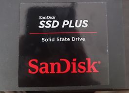 3X SanDisk SSD 2x 128 1x 240 GB🙂