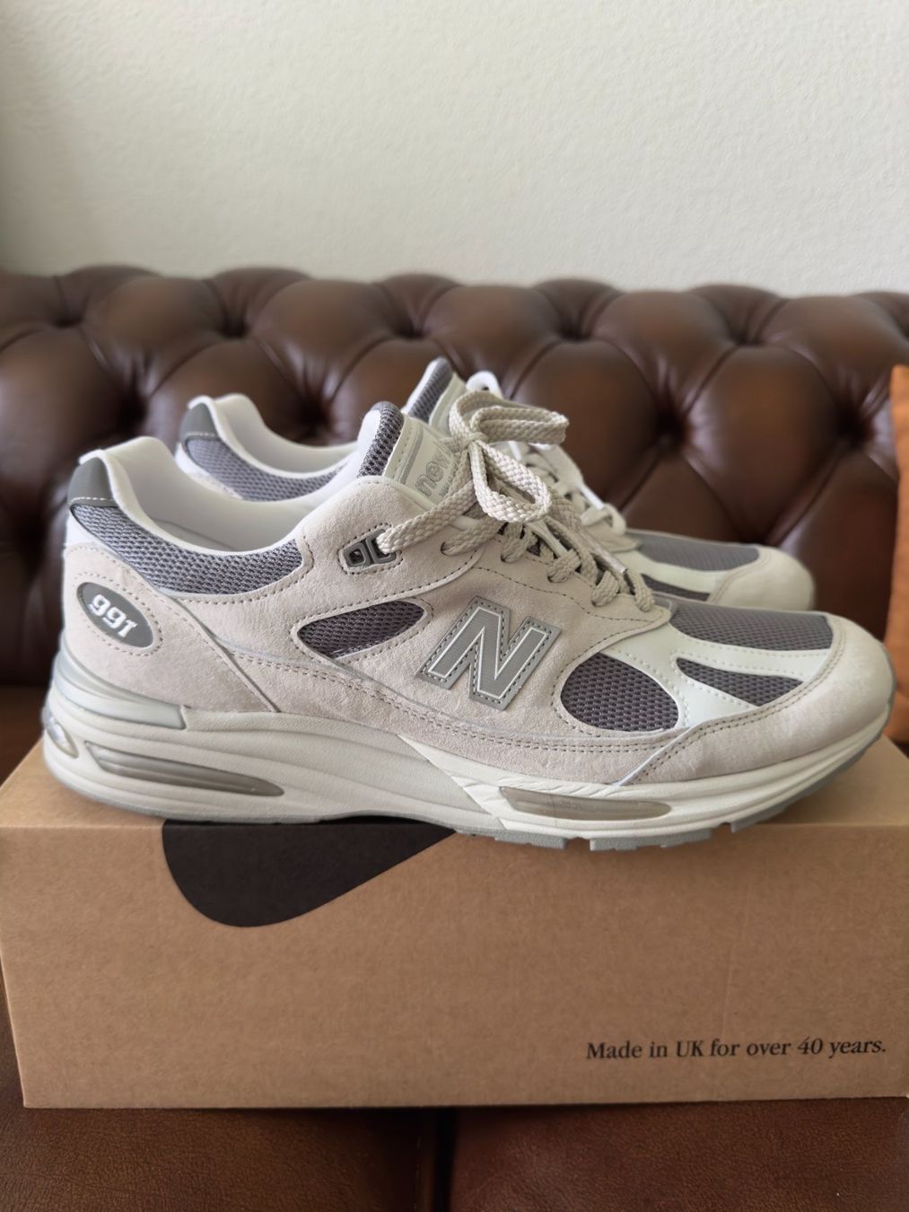 New Balance Scarpe da uomo: New Balance 991v2 MiUK Nimbus Cloud - 45.5 – Usato da Niederweningen venduto da MrOmbre 1