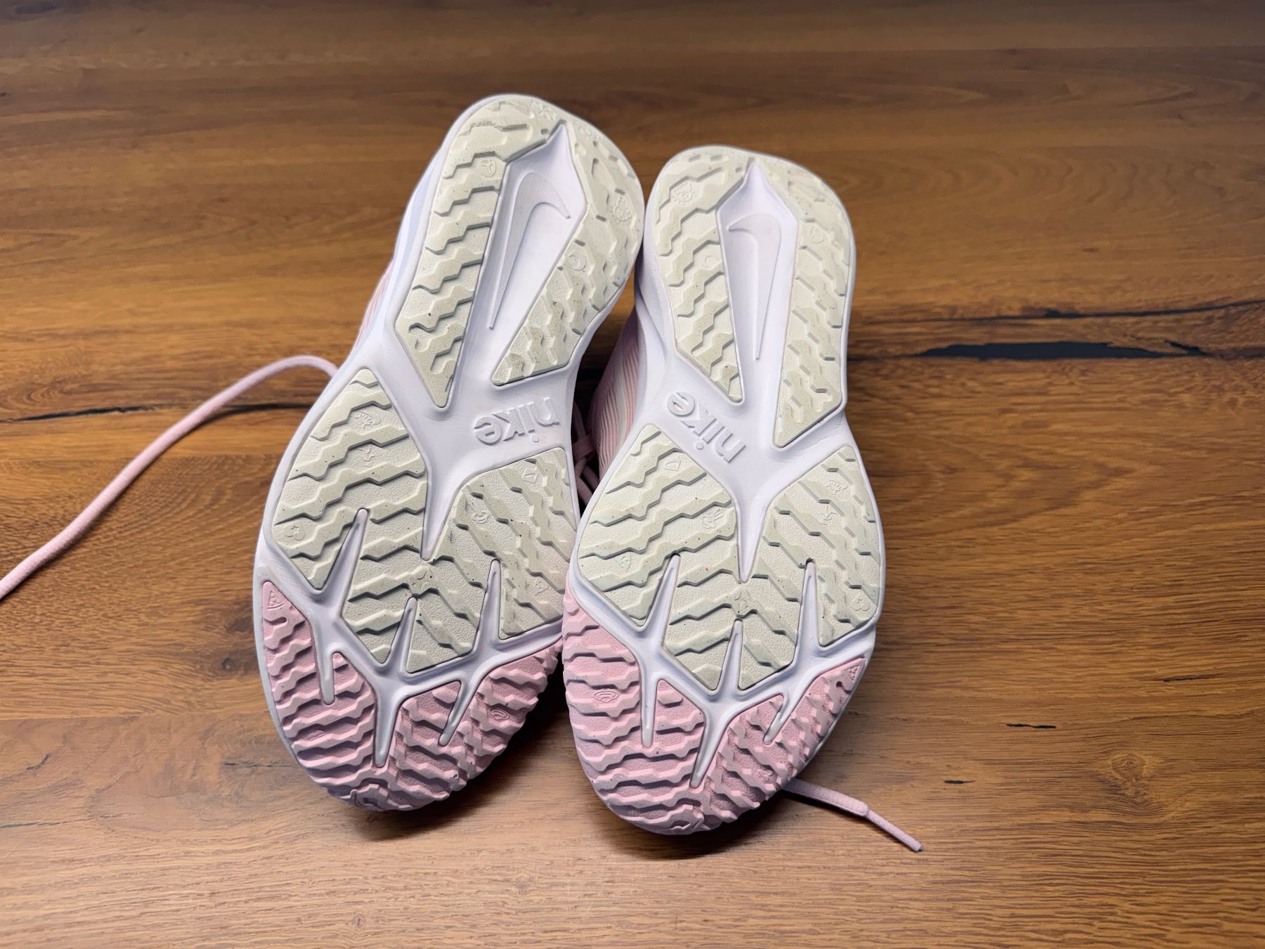 Nike Scarpe per ragazze: Nike STAR RUNNER 4 NN GS – Usato da Rüti ZH venduto da emu1982 2