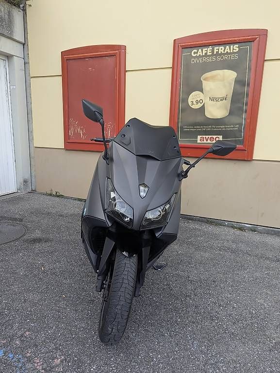 Scooter: Tmax  – Usato da Ecublens VD venduto da vik_l9np 2