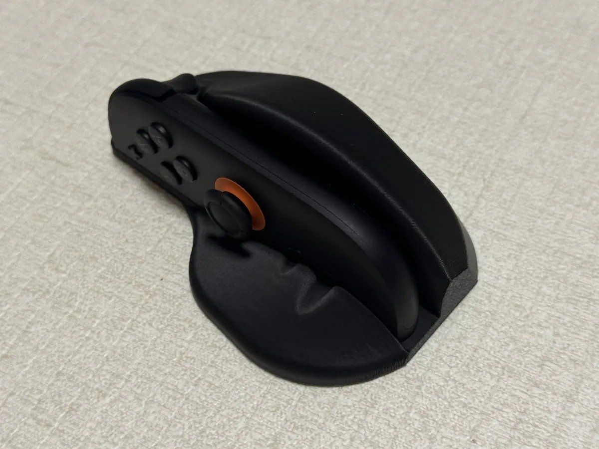 Nintendo Console: Nintendo Switch 2 Mouse – Nuovo e nell'imballaggio originale da Dietikon venduto da You_Want_We_Print 2