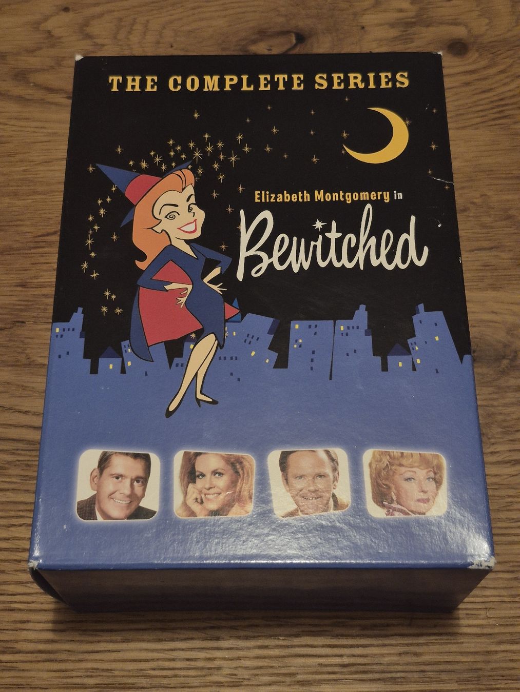 Alle DVDs: Bewitched - The Complete Series - Elizabeth Montgomery Code1 – Gebraucht aus Oberembrach von giu_7ksd