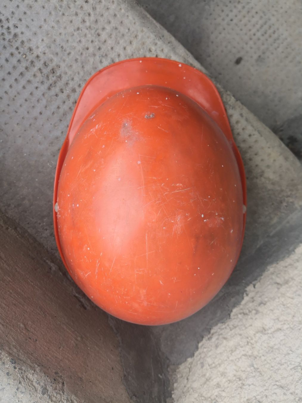 Protezione per viso e udito: Helm PALFINGER FISKARS 1972 – Usato da Monthey venduto da 19_karen_84 4