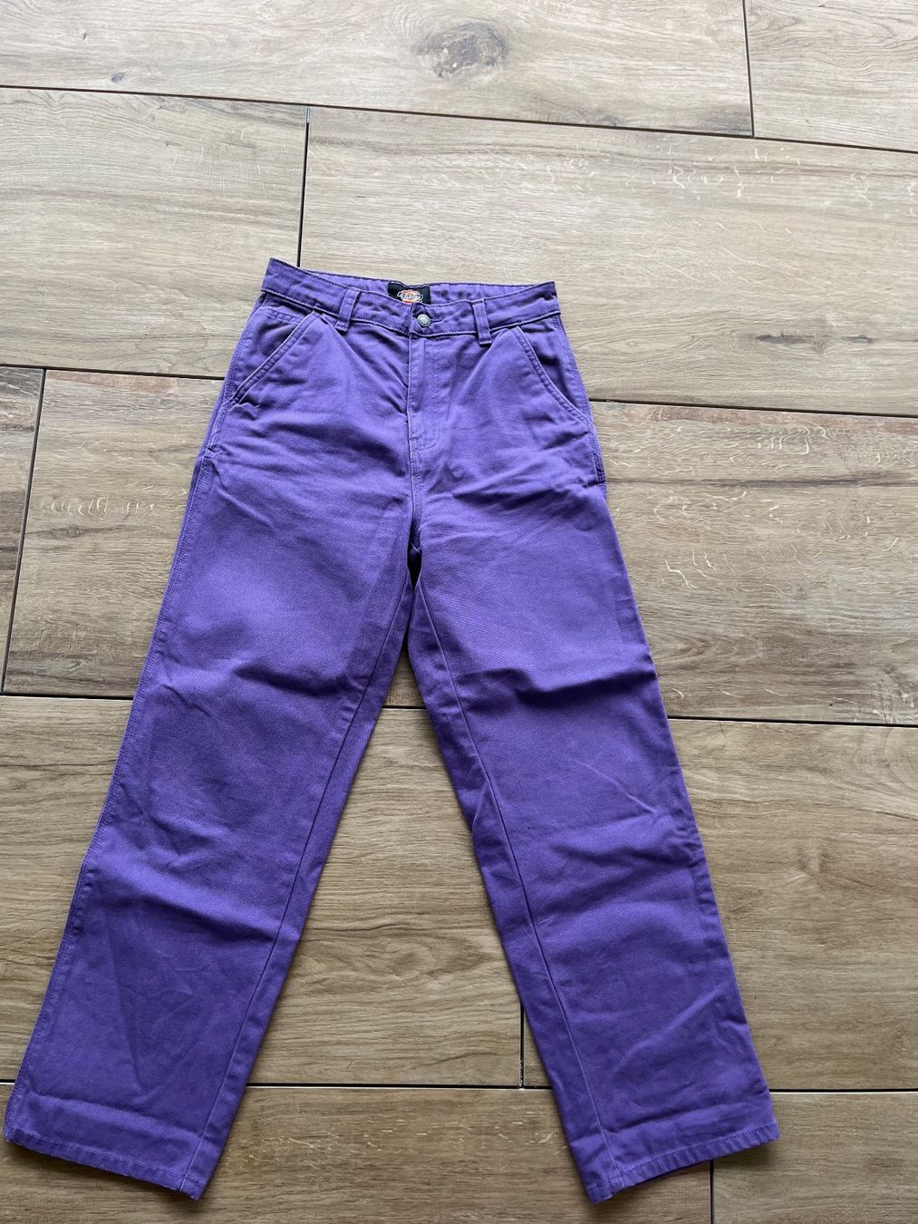 Pantaloni: Dickies Hosen violett – Usato da Zuzwil SG venduto da dieschnellemichelle