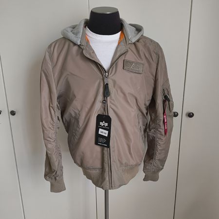 Alpha Industries Übergangsjacke mit Kapuze, Grösse 3XL