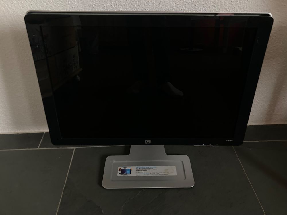 HP 24 Zoll Monitor w2408h Kaufen auf Ricardo