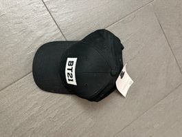 Original BT21 Cape, Schwarz, Neu mit Etikett, Top Zustand