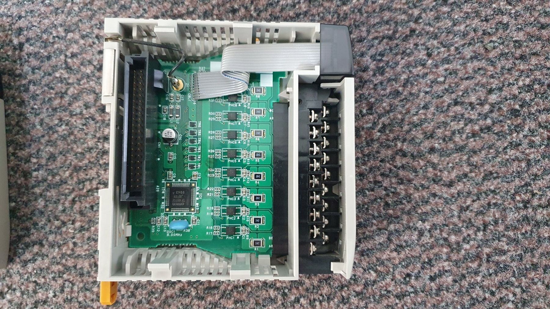 Omron Componenti elettronici: Omron SPS Eingangskarte CQM1 ID211 – Usato da Staufen venduto da Perskin 1