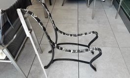 Sitzbankbeine Metall schwarz leichte Gebrauchsspuren
