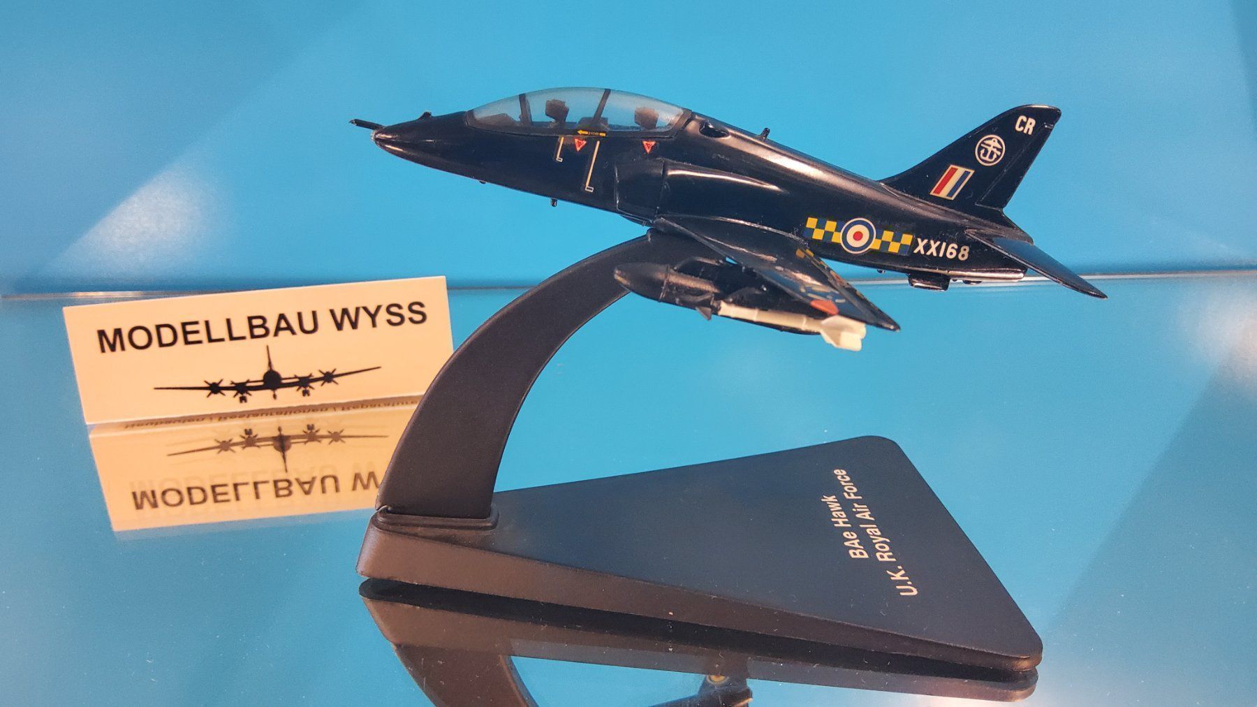 Modellbausätze & Standmodelle: Modellflugzeug BAe Hawk 1:100 U.K. Royal Air Force – Gebraucht aus Grüningen von VENOM59 1