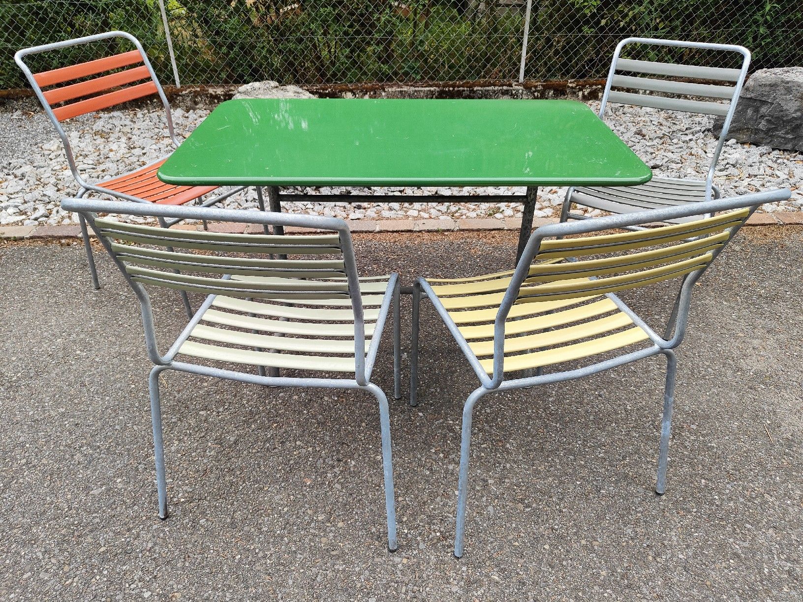 Tischset: Alter Blechtisch Sissach Embru Bigla – Gebraucht aus Mellingen von Artrena 4