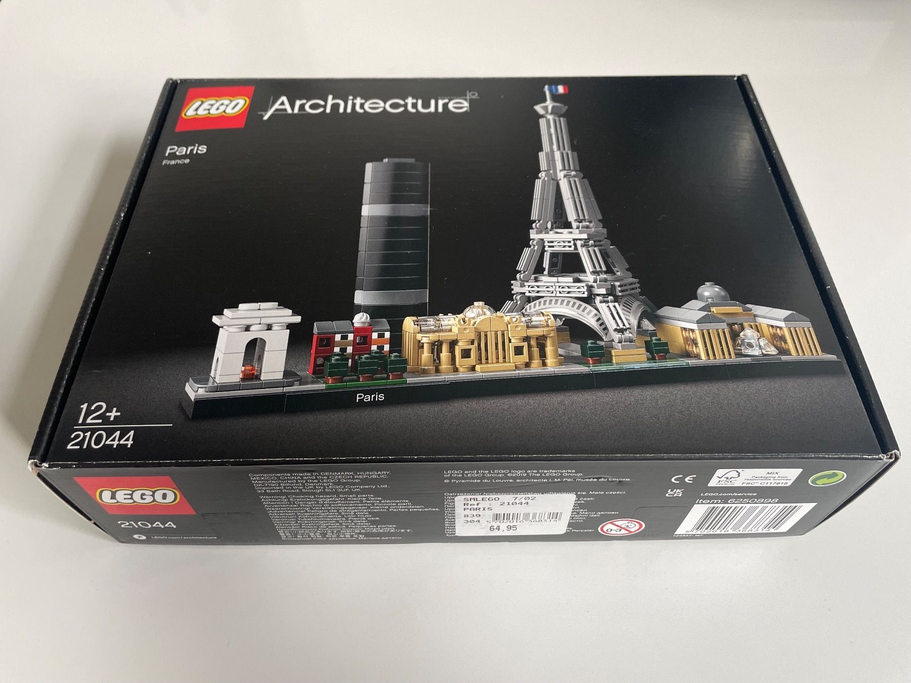 Lego Baukästen: Lego Architecture - Paris – Neu (gemäss Beschreibung) aus Zuerich von