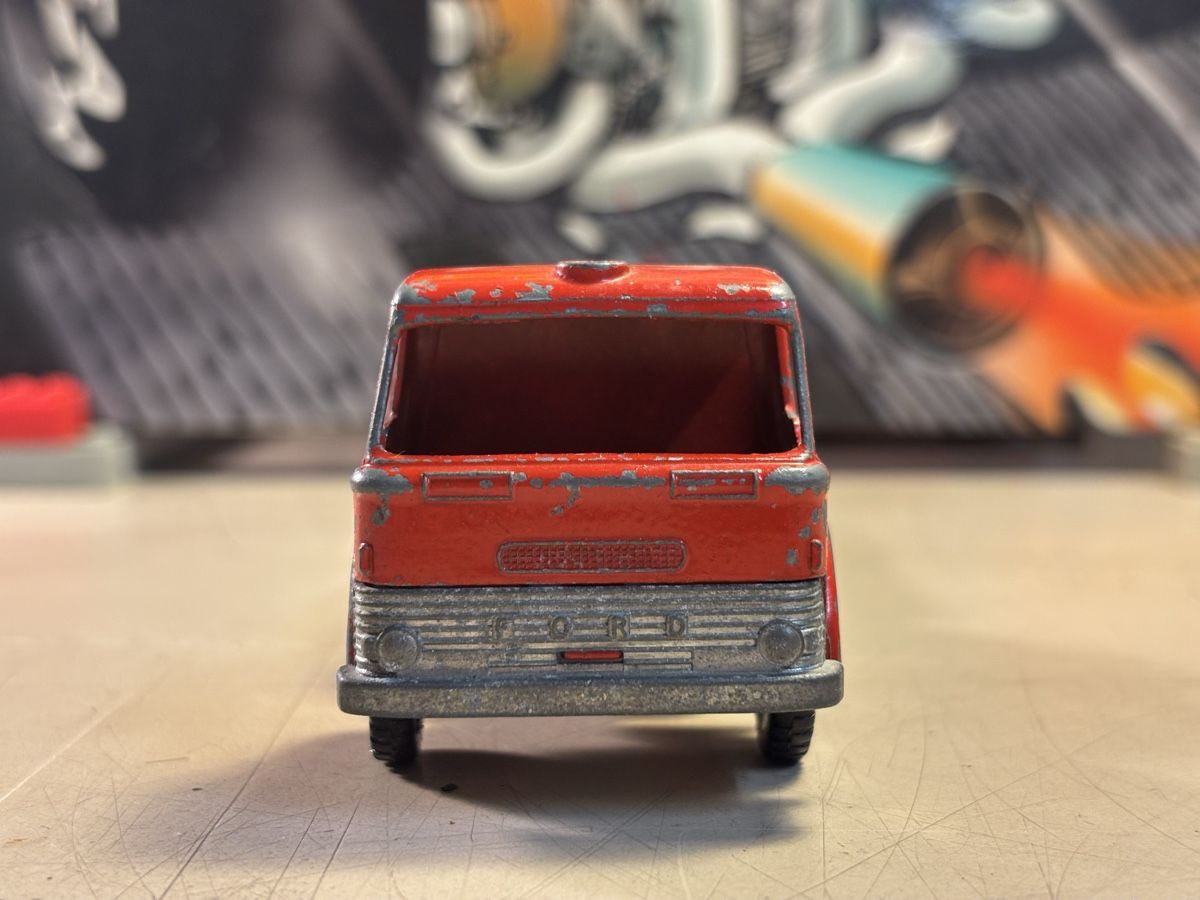 Matchbox Modellini d'auto: Matchbox King Size Ford Tractor – Usato da Möriken AG venduto da Classics16 1
