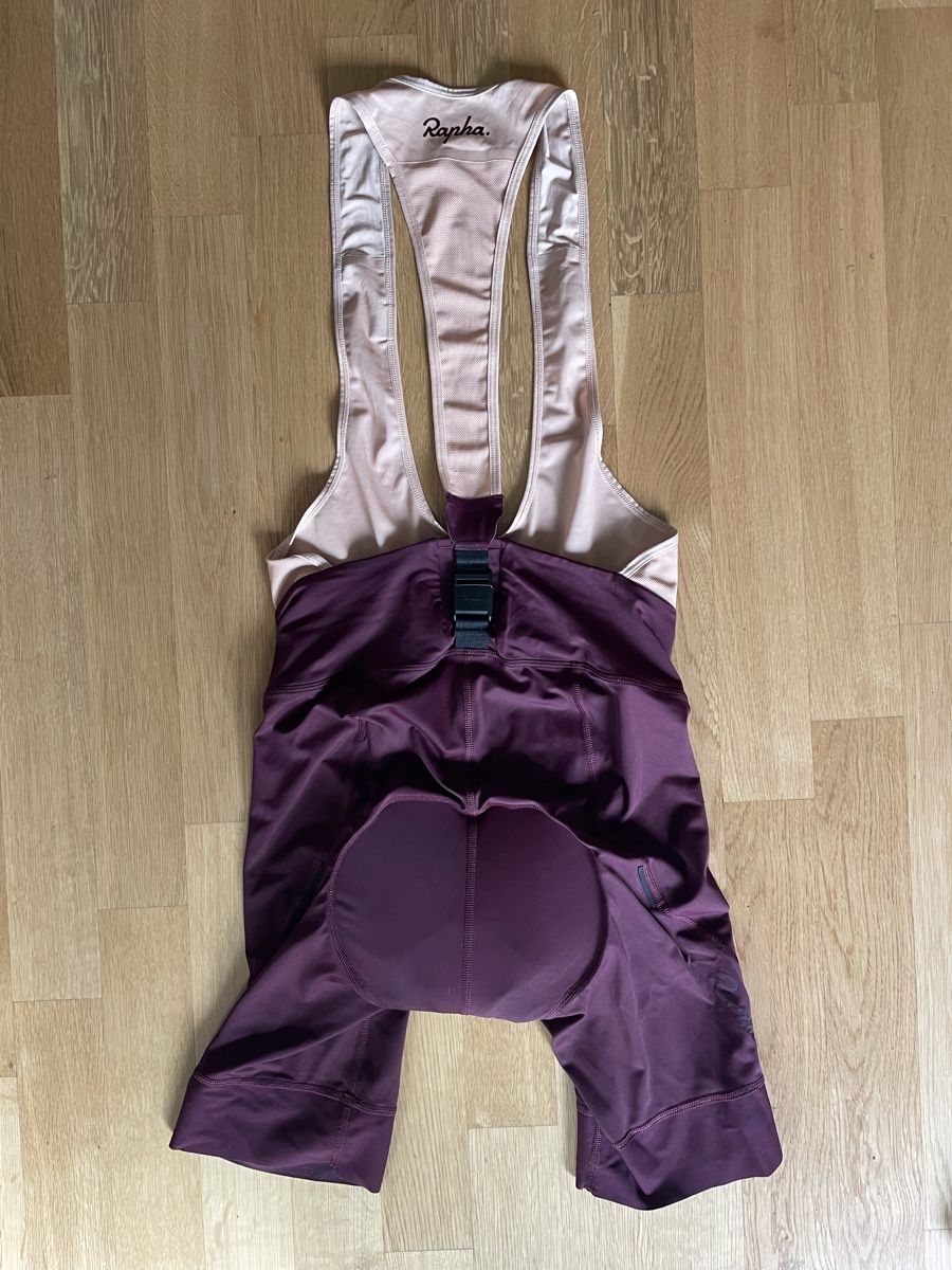 Rapha Pantalons: Rapha Bib Shorts/ Trägerhose kurz, M, Brombeere – D'occasion à Bern par AnnaS13 1