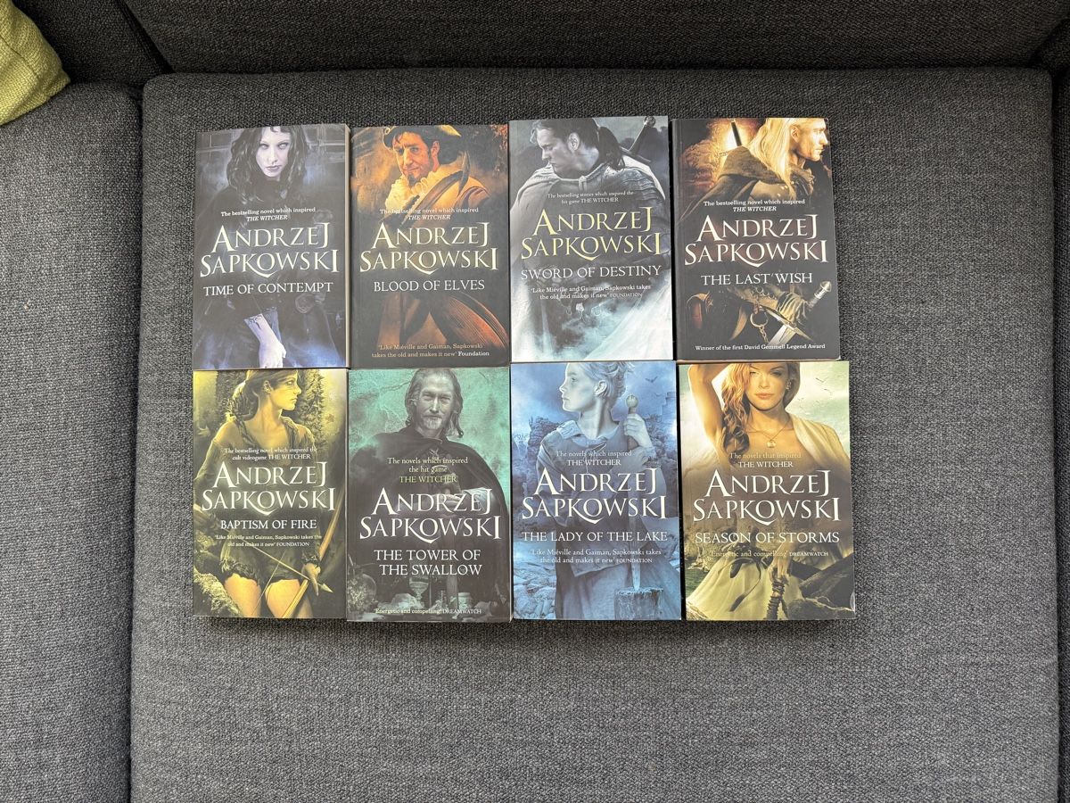 Libri: The Witcher Bücher Englisch – Usato da Bülach venduto da Epicst0re