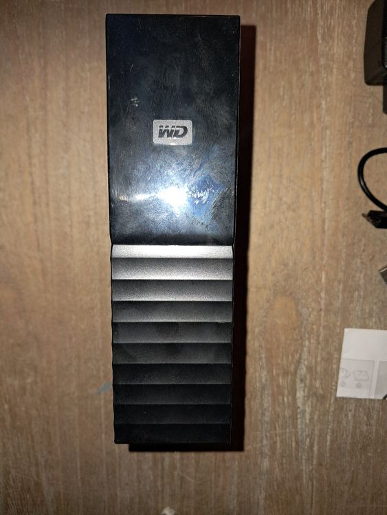 Western Digital Dischi rigidi: WD My Book 8TB Externe Festplatte – Usato da Eschlikon TG venduto da Rare_Ware 4