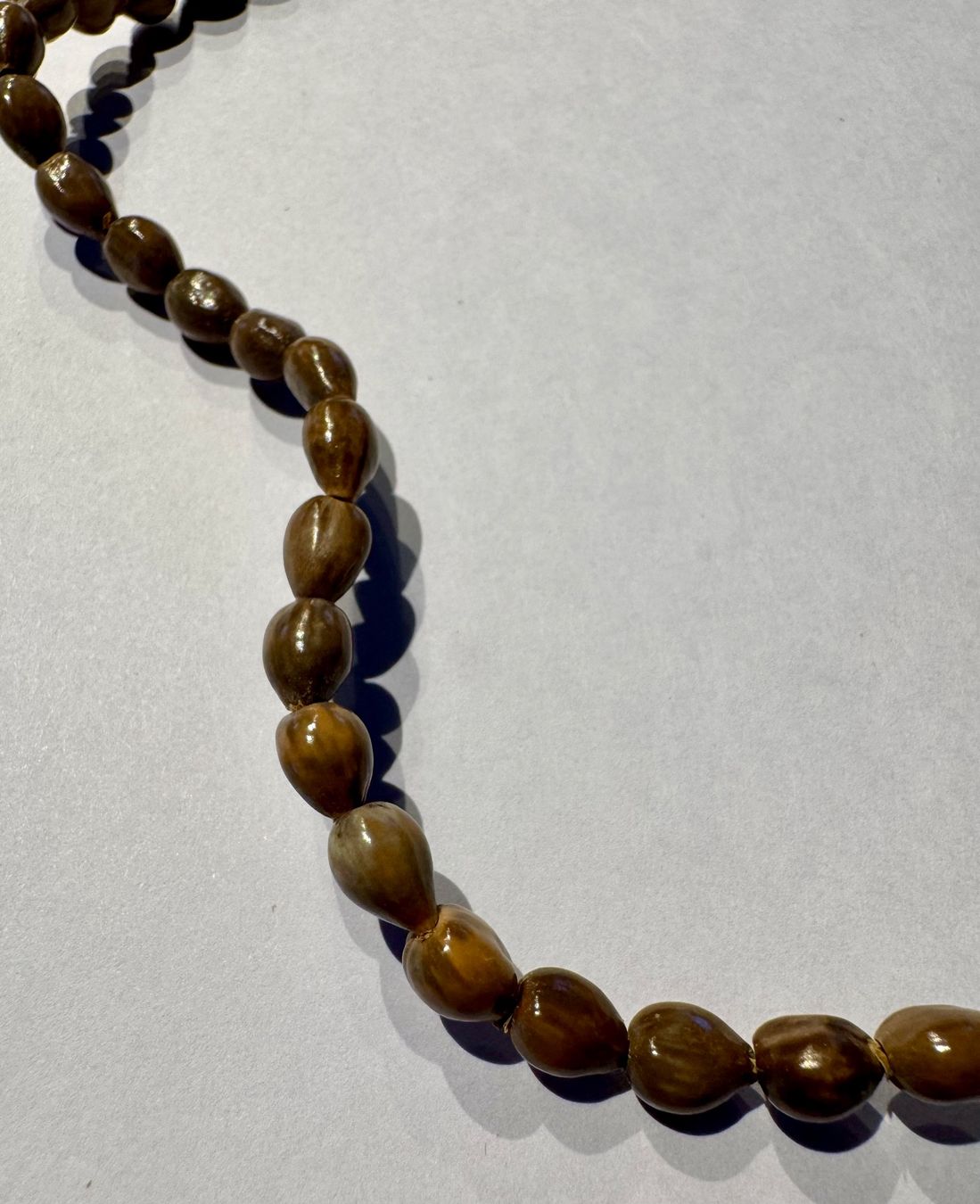 Ketten: Elegante Halskette mit braunen Perlen – Gebraucht aus Balgach von Pumuckl03 2