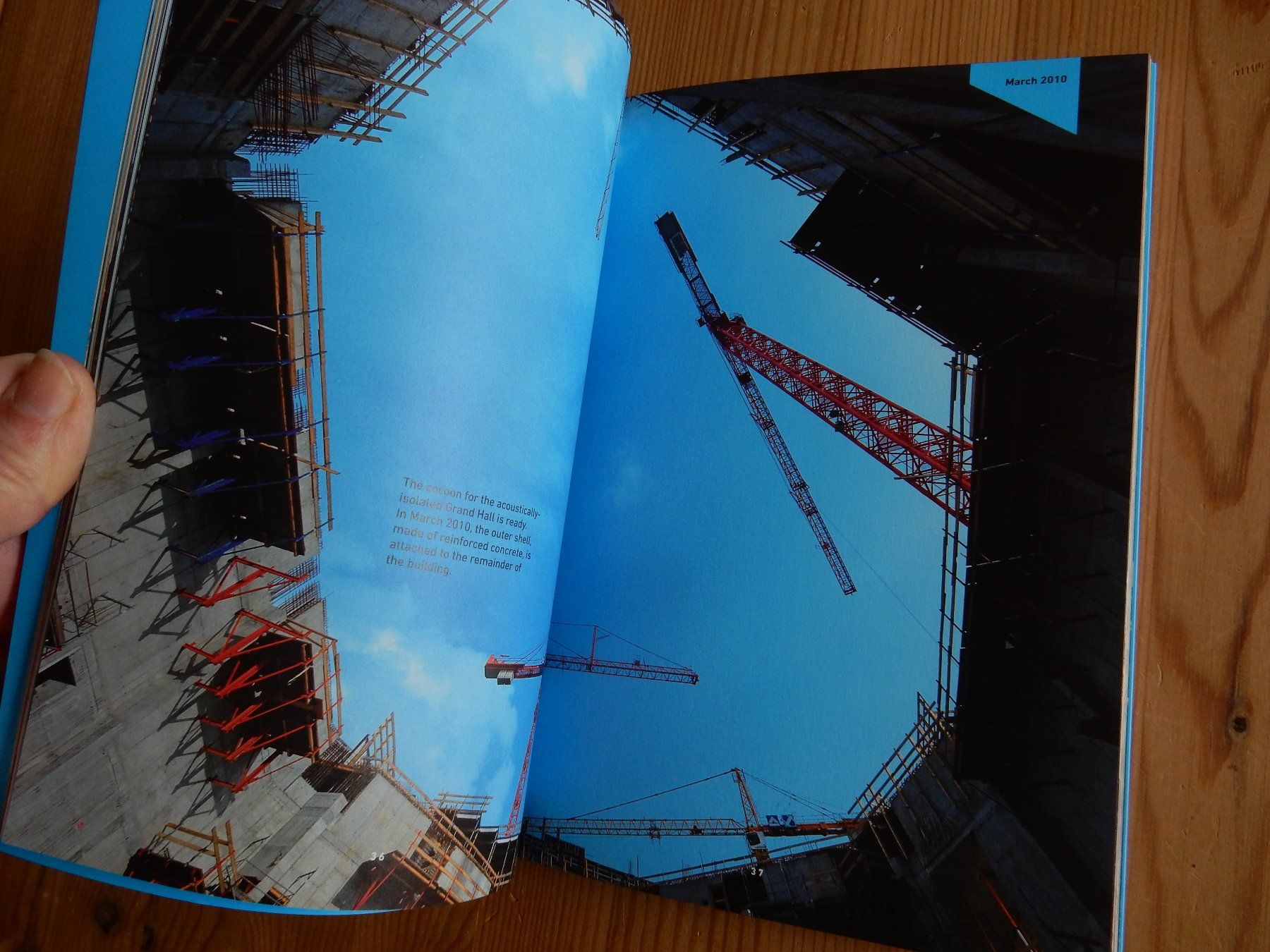 Libri: Elbphilharmonie Hamburg englisch Architektur – Usato da Jona venduto da JOberg_25 3