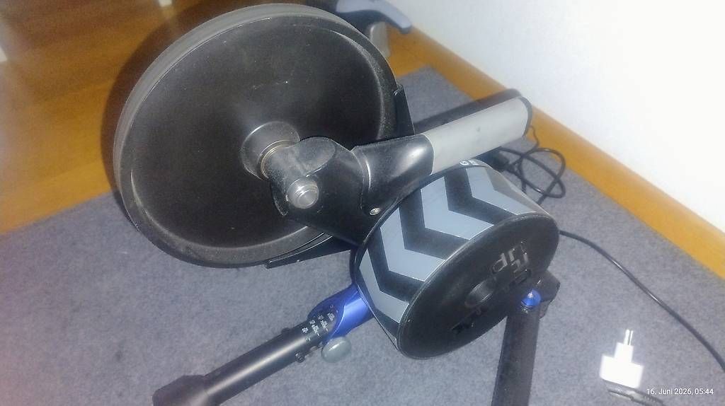 Hometrainer: Wahoo kickr Core v6 – Gebraucht aus Davos Dorf von pwo_82sy