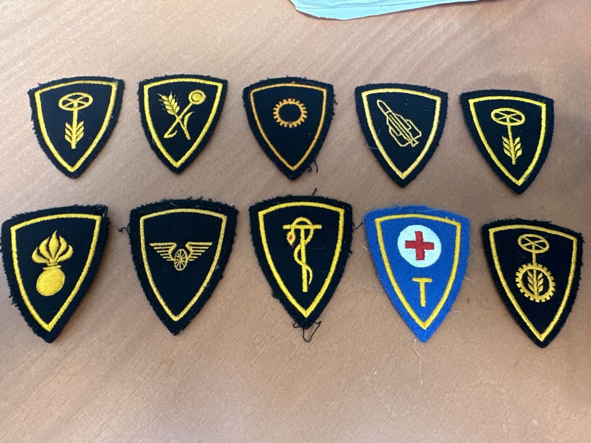 Schweizer Armee Patches: Armee – Gebraucht aus Morbio Inferiore von Ecod