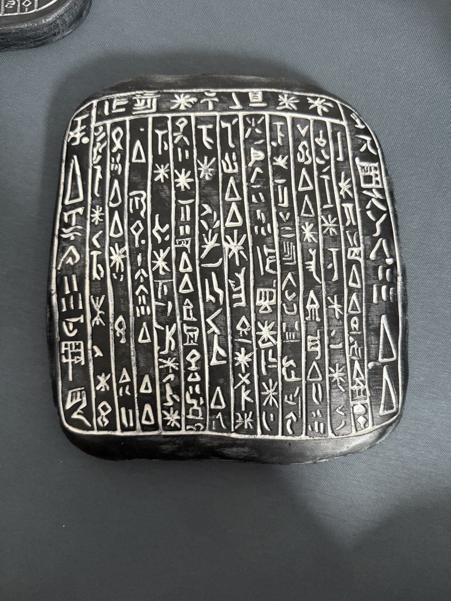 Tutte le decorazioni: Supernatural Dämonentafel & Wort Gottes Replica Set – Nuovo (secondo la descrizione) da Glarus venduto da dean94