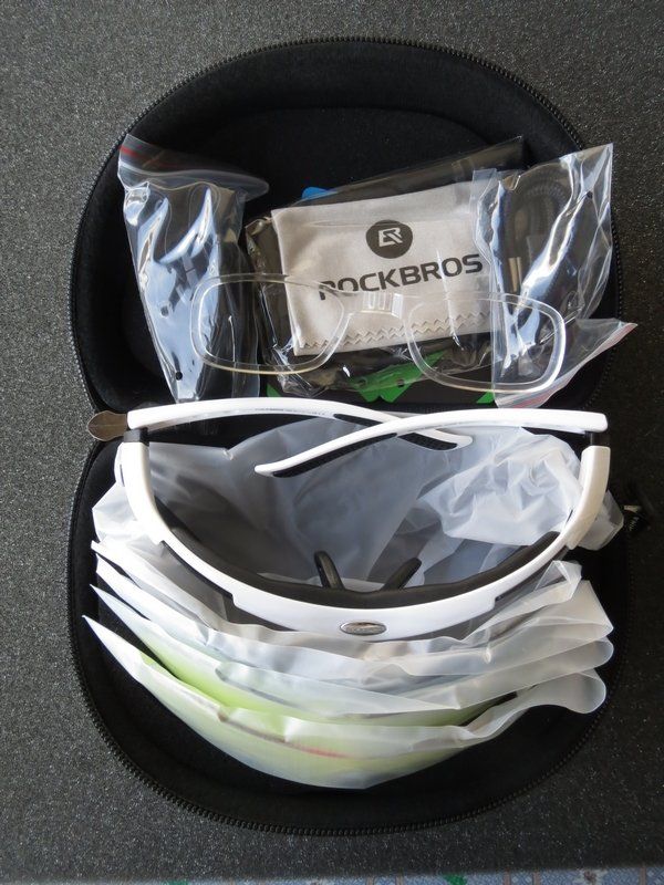 Brillen & Gläser: Sport-Sonnenbrille weiss – Neu und originalverpackt aus Olten von Maniac63 3