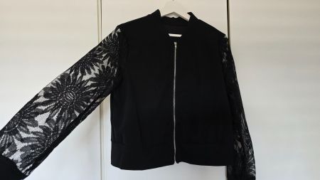 ​😍 Schwarze Jacke mit Spitzen-Ärmeln - L - Goth Chic / Y2K