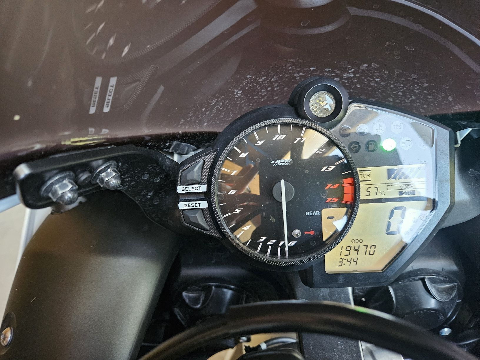 Yamaha Strada: Yamaha R1 – Usato da Hinterkappelen venduto da manu97 4